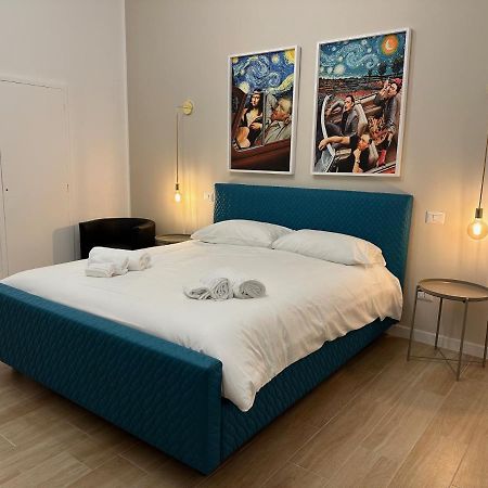 Nouvelle Vag - Apartment & Room Трани Экстерьер фото