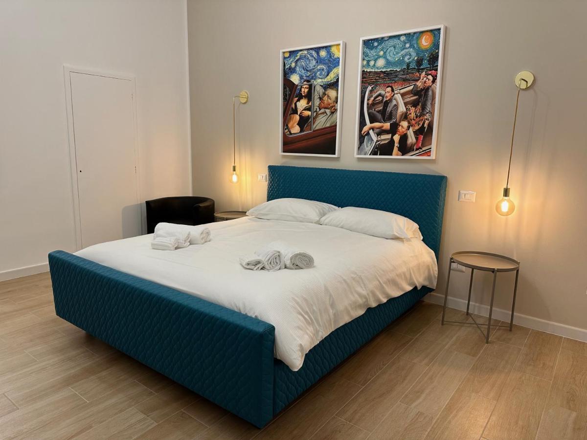 Nouvelle Vag - Apartment & Room Трани Экстерьер фото