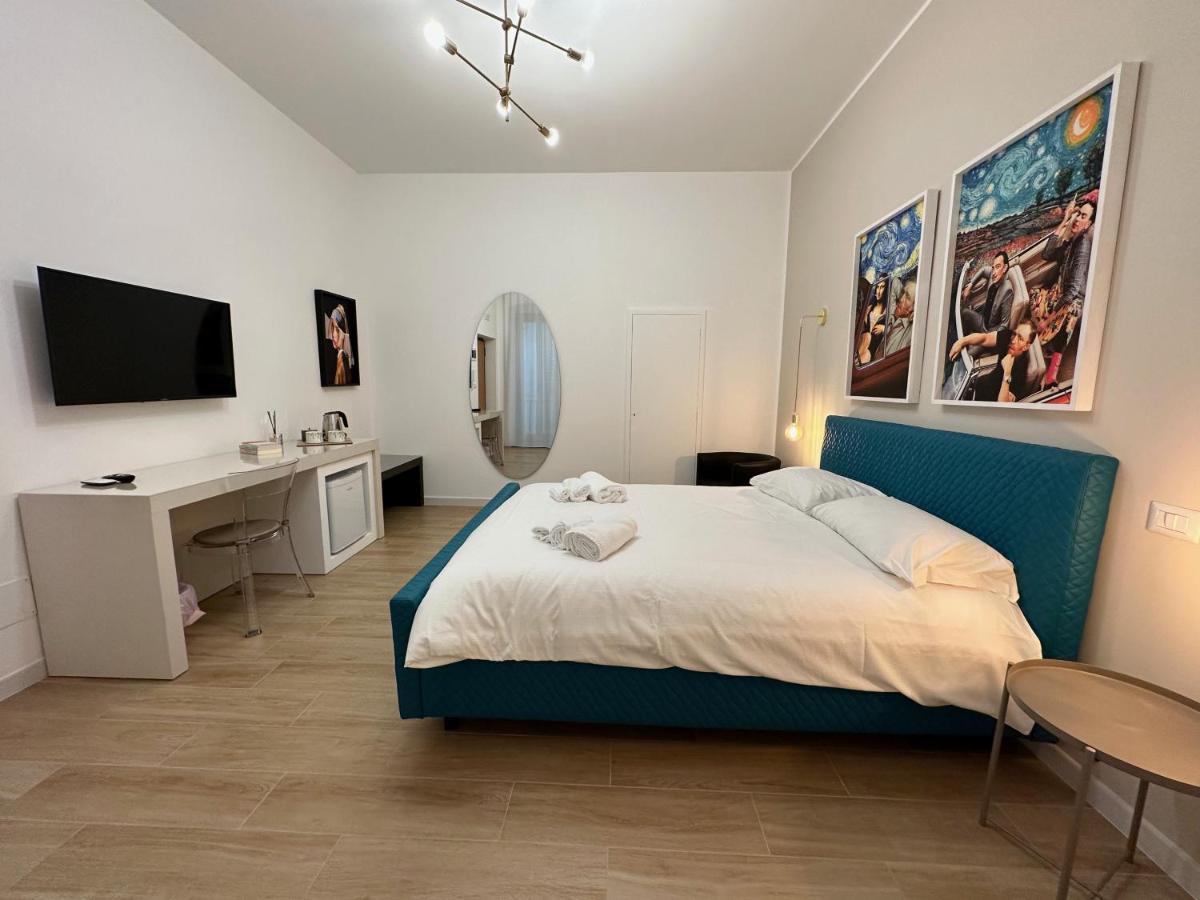 Nouvelle Vag - Apartment & Room Трани Экстерьер фото