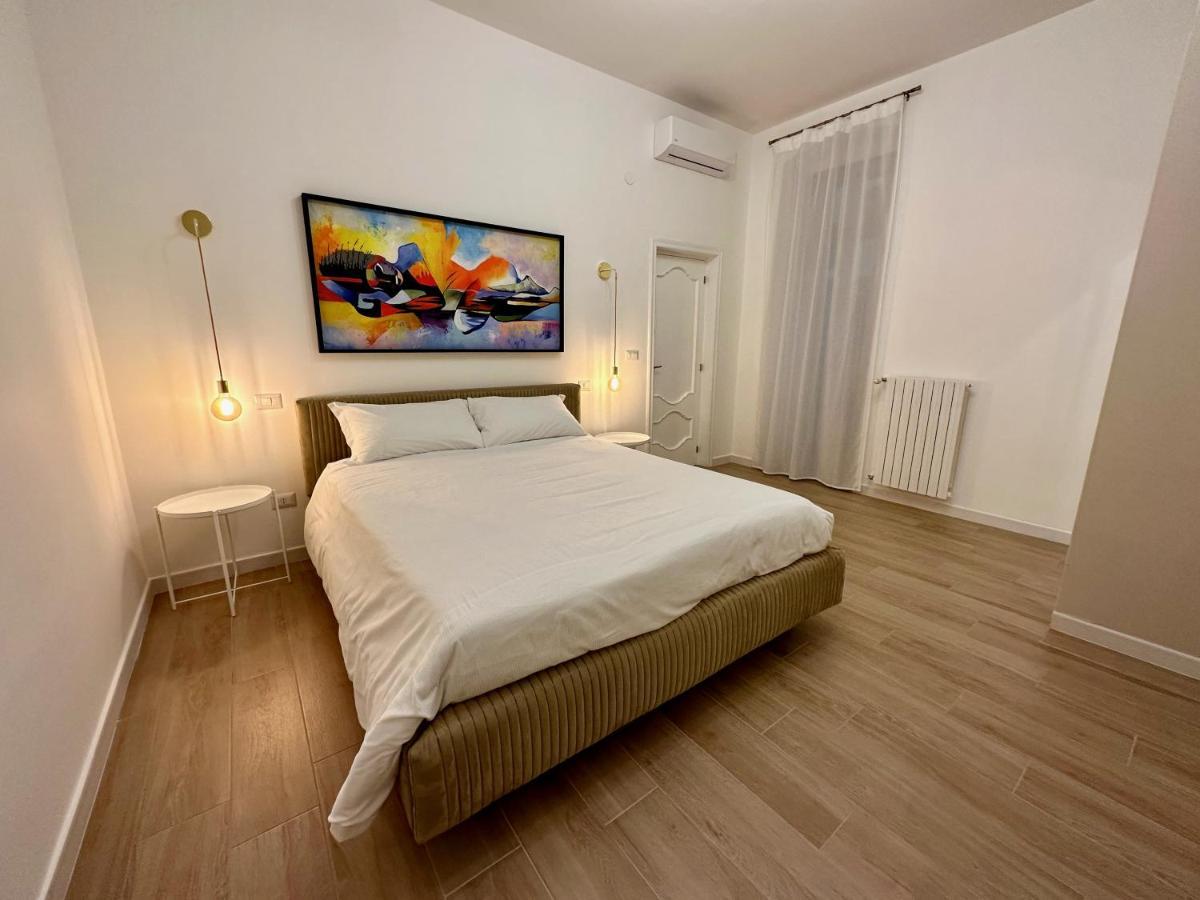 Nouvelle Vag - Apartment & Room Трани Экстерьер фото