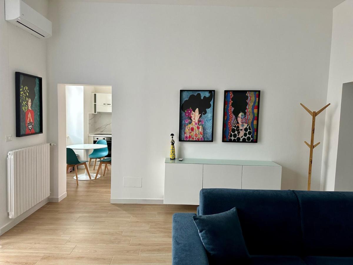 Nouvelle Vag - Apartment & Room Трани Экстерьер фото